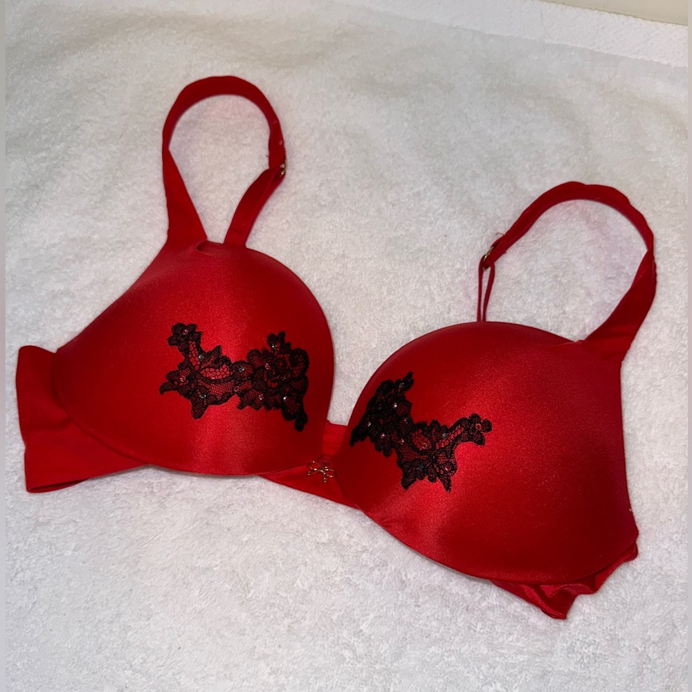 Victoria’s Secret Bra